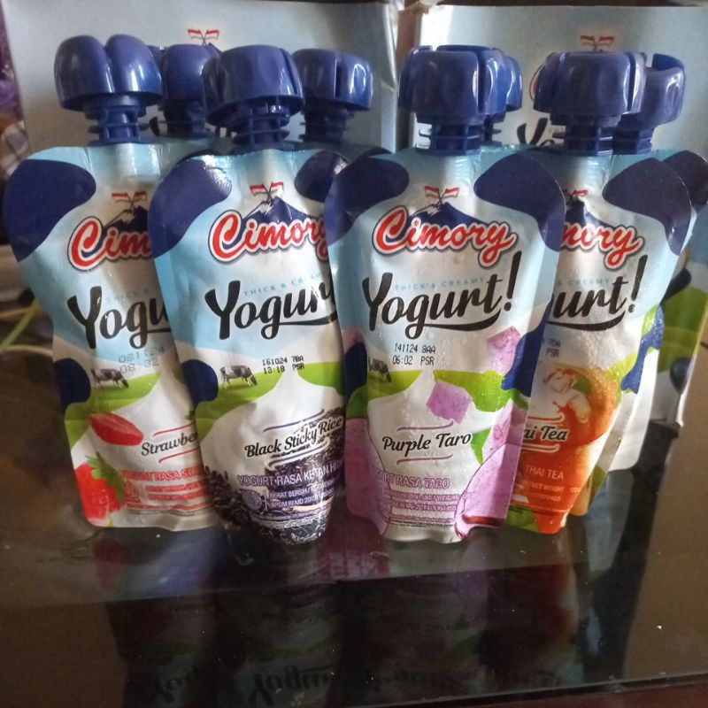 

CIMORY YOGURT SQUEEZE 120 gr ecer satuan