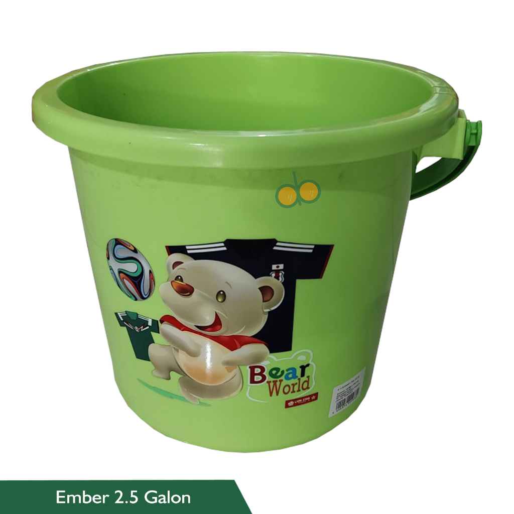 Ember plastik lion star 2.5 galon kapasitas 9 liter