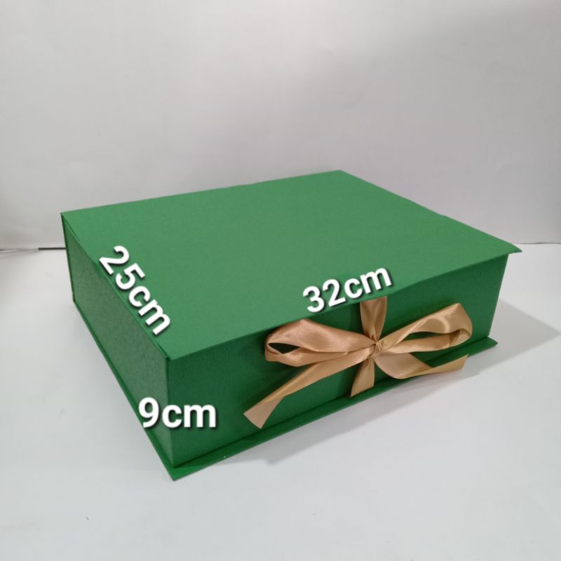 

kotakkado pita/softbox/hardbox ukuran(25x32x9)cm /1 pcs