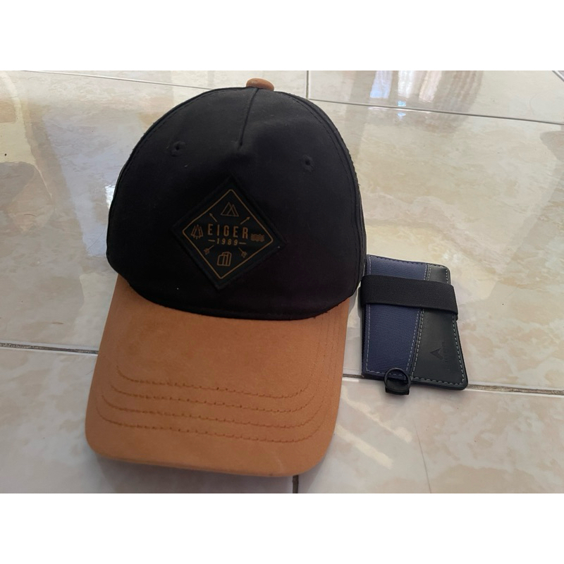 TOPI DAN DOMPET KARTU EIGER