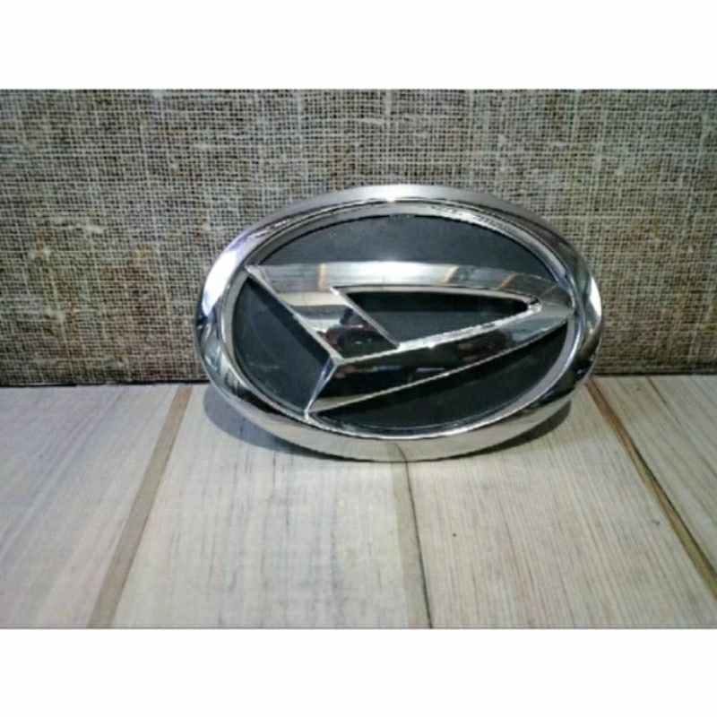EMBLEM DAIHATSU XENIA ORI