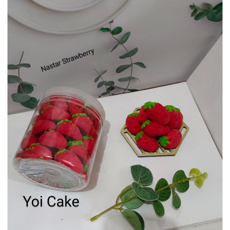 

Kue Kering Lebaran Nastar Strawberry Toples 600ml gratis 1 pouch kue semprit