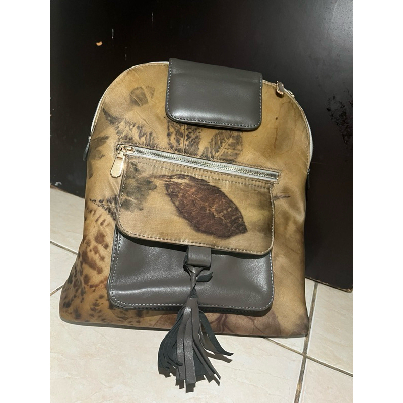 tas ecoprint ransel abu-abu kulit wanita preloved