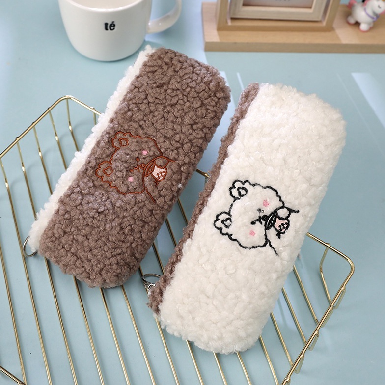 

GOGO BELI Mismi Danica Pencil Case Plush Kotak Pensil Cute Bear Sekolah Perempuan Trendy PC2D