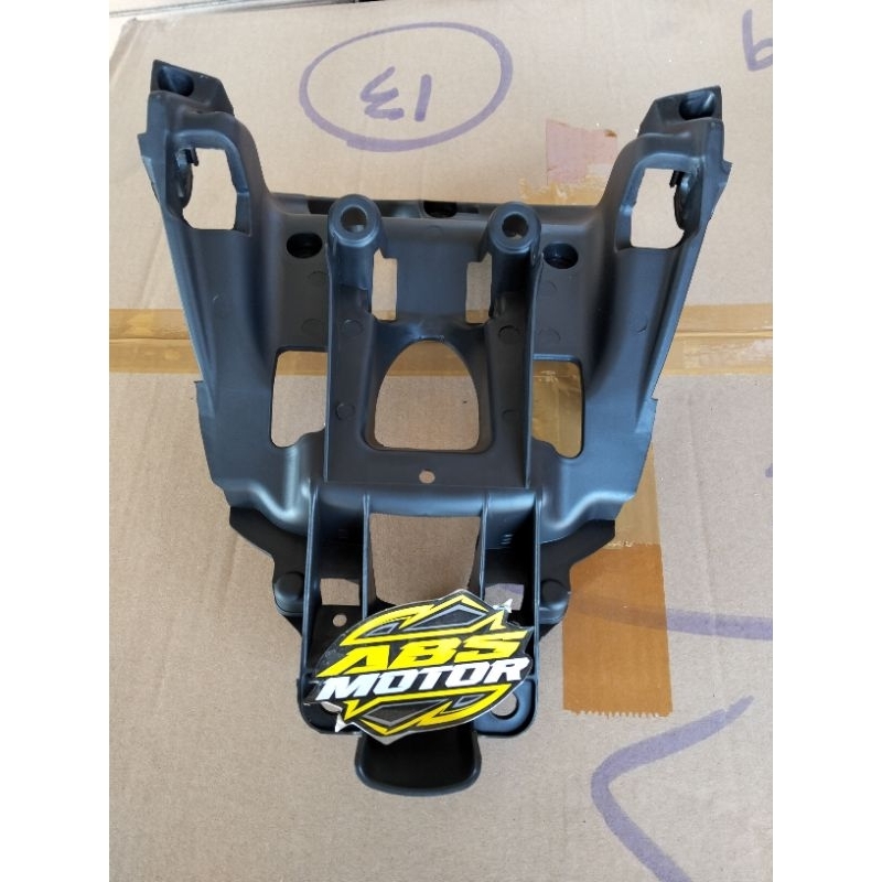 Batok Lampu Belakang Verza