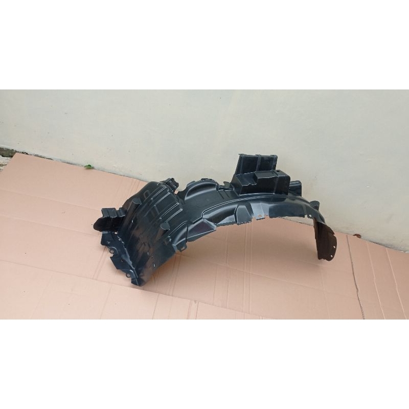 liner fender/ penahan lumpur avanza/xenia 2004 s/d 2011 IMPORT / liner avanza vvti / liner xenia