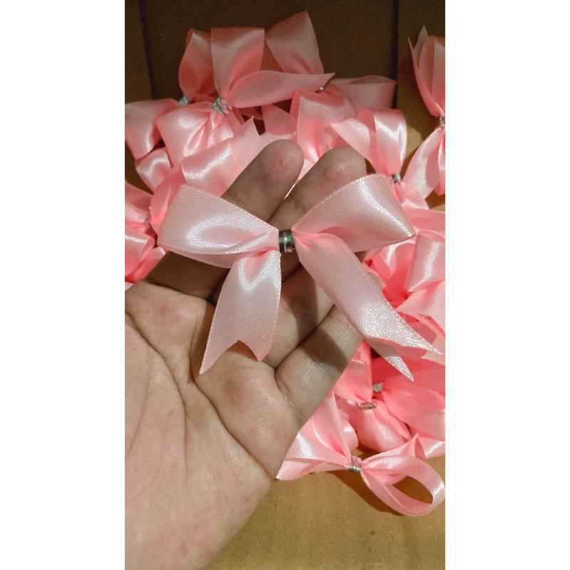 

PITA SATIN | PITA JADI | PITA SOUVENIR | PITA KADO | PITA HAMPERS (1 pack isi 50pcs)