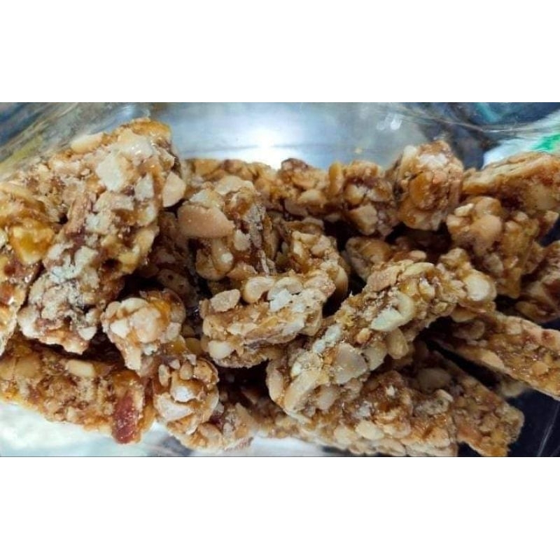 

Cemilan Kacang Potong Enak dan gurih 500 gr/bks