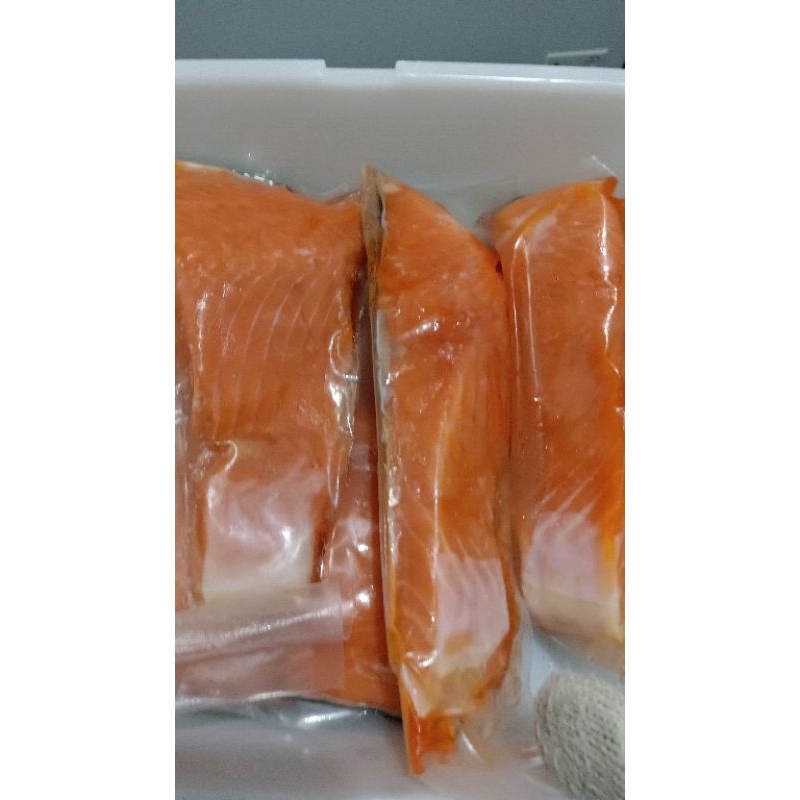 

Fillet Ikan Salmon fresh beku 100gr