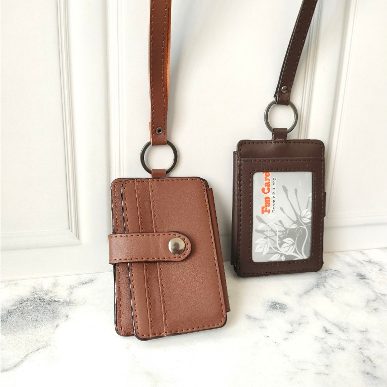 

Name Tag Lanyard ID Card Holder Kulit Multipungsi Terbaru