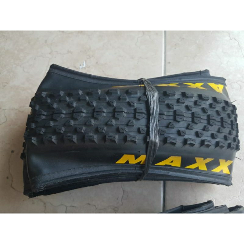 Ban Luar Maxxis Ikon kevlar