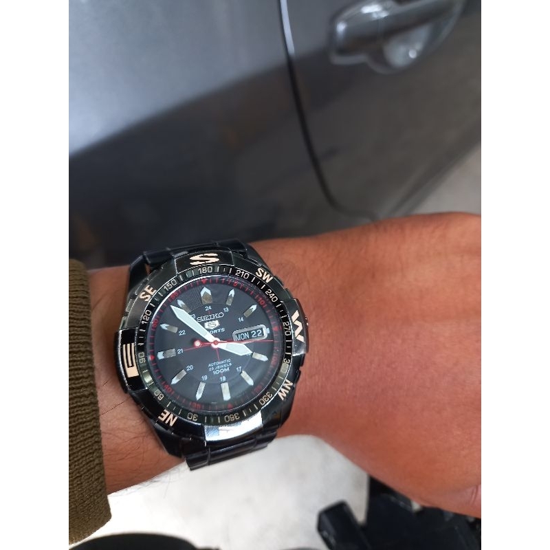 Seiko 5 Sport Automatic 23 Jewels
