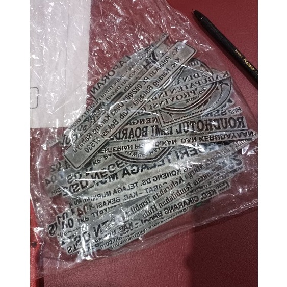 

KODE G29U Klise Emboss Tambahan