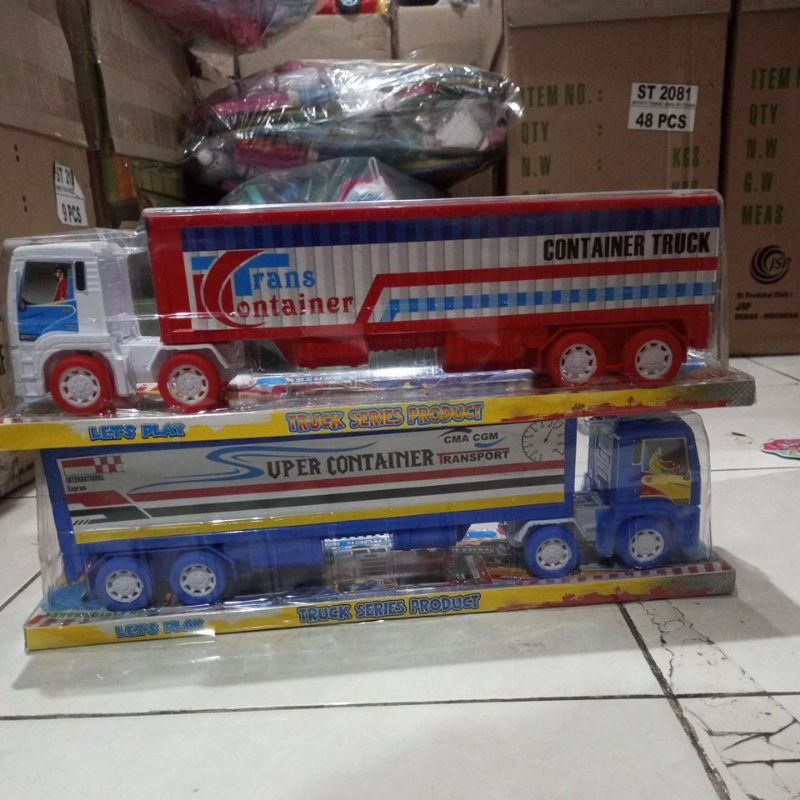 Mainan mobil truk Volvo box ekspedisi kontainer mika ST 2108