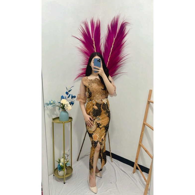KODE P83C Dress batik Melitha  Dress pesta  Dress Natal  Kebaya batik  Kebaya wisuda  Dress Batik