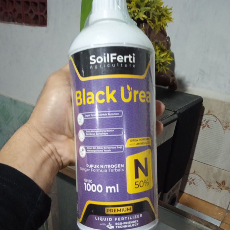 pupuk urea cair BLUREA dan BLACK UREA, kemasan 1 liter