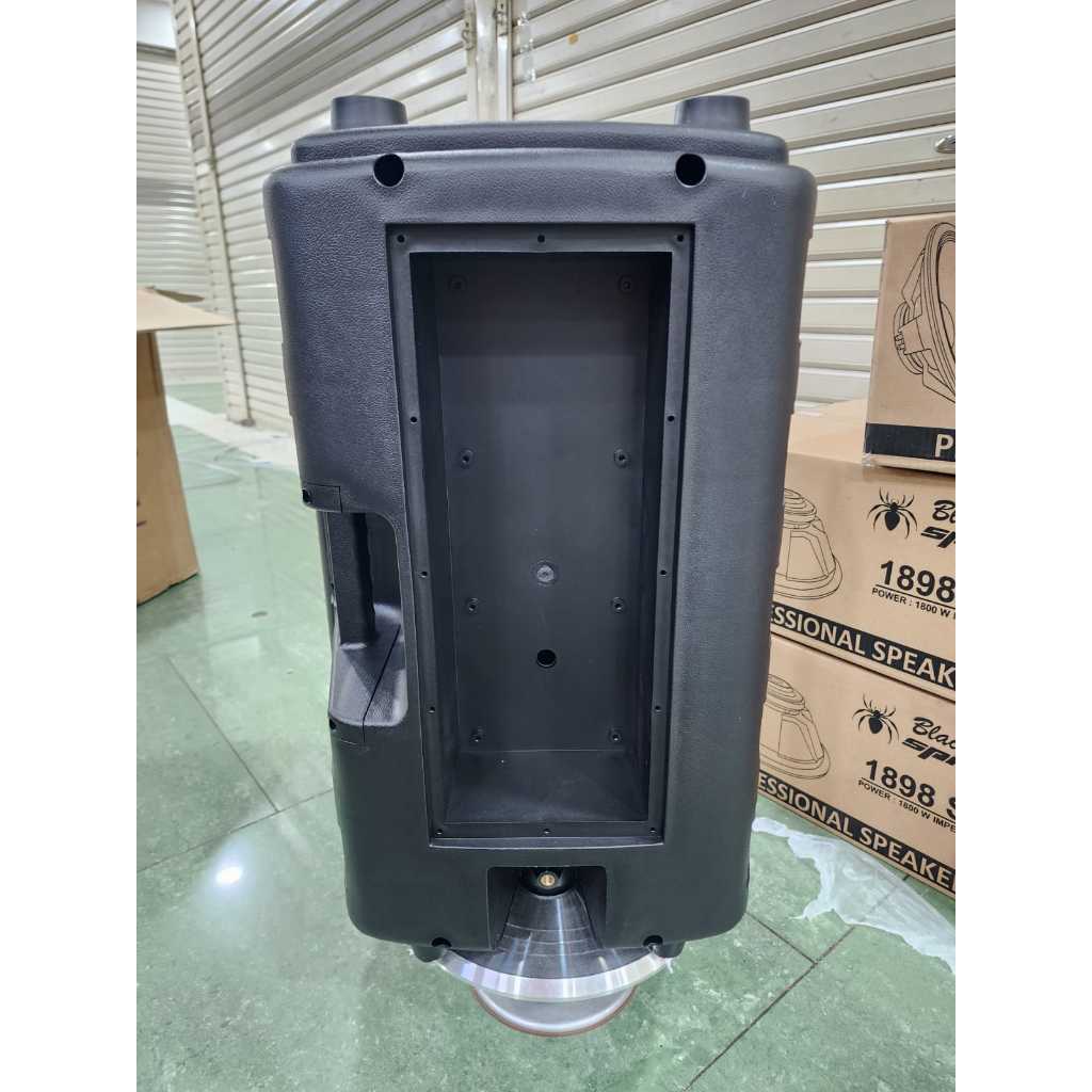 (JUAL 2 BUAH) box speaker 15″ fiber plastik monitor model MACKIE