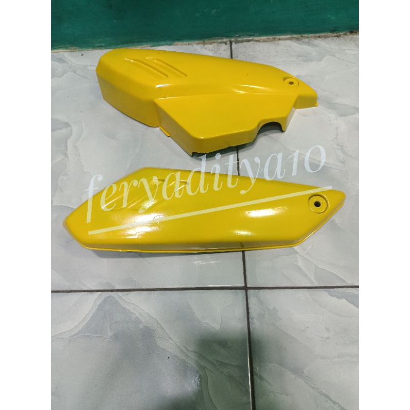 Bok aki Yamaha Fiz R cover aki fizr tutup aki Fiz kuning original