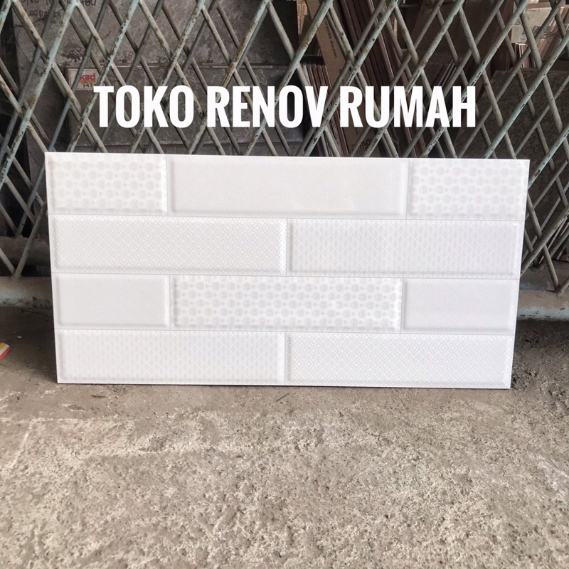 keramik 30x60 dinding motif batik (GLOSSY)/ keramik dinding dapur/ keramik dinding kamar mandi/ kera