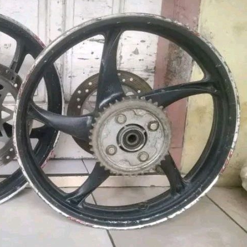 VELG BELAKANG MINERVA