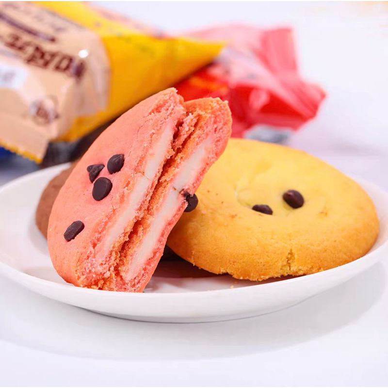 

CHOCOPIE COOKIES MOCHI BISKUIT STRAWBERRY/COKELAT/PISANG