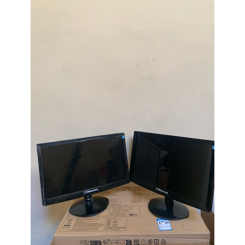 Ready Monitor wearnes Led 16 inchi led bagus