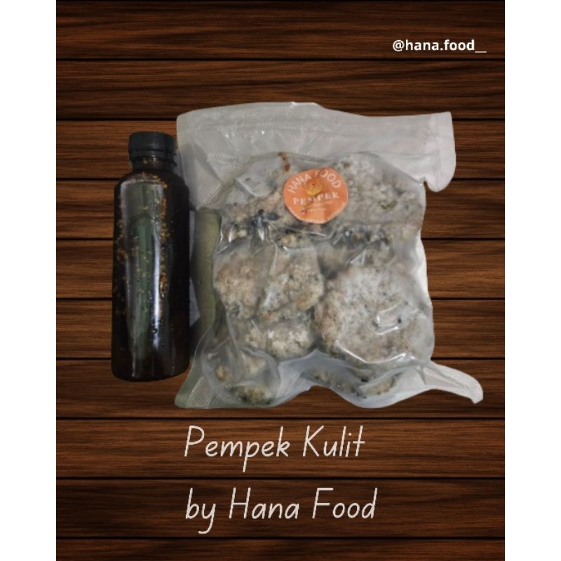 

Pempek Kulit Ikan Tenggiri Asli 20 pcs plus Cuko