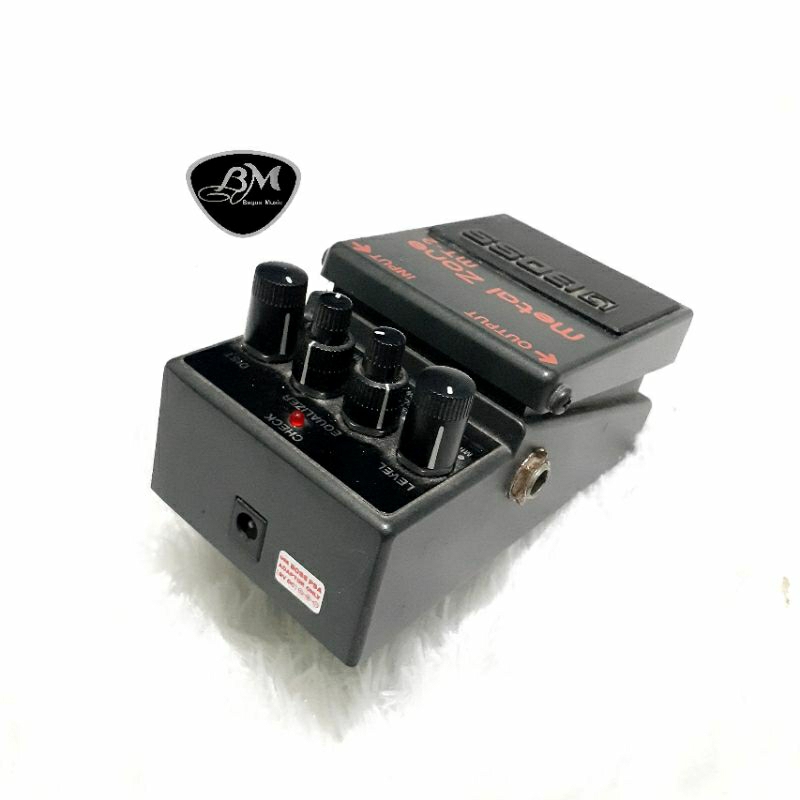 Efek Gitar Boss Metalzone
