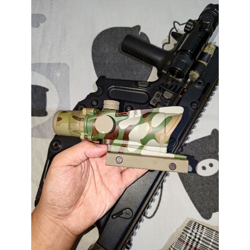 Scope acog 4× multicam