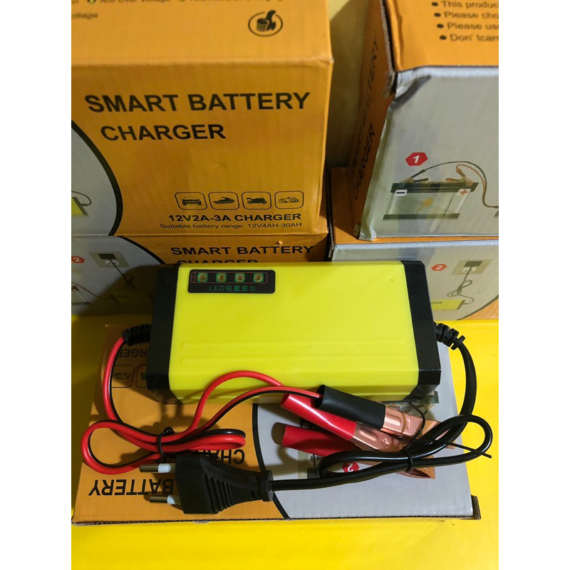 alat cas aki motor . Accu Charger