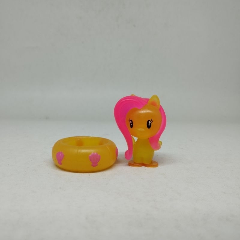 Set Mini Figure Pony Fluttershy Transparan