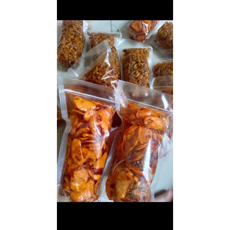 

TERMURAH | SEBLAK KERING DAUN JERUK PEDAS EXTRA