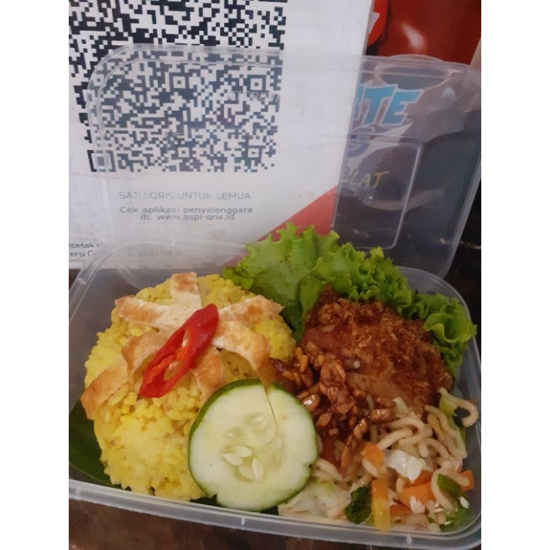 

warung annisa-nasi kuning