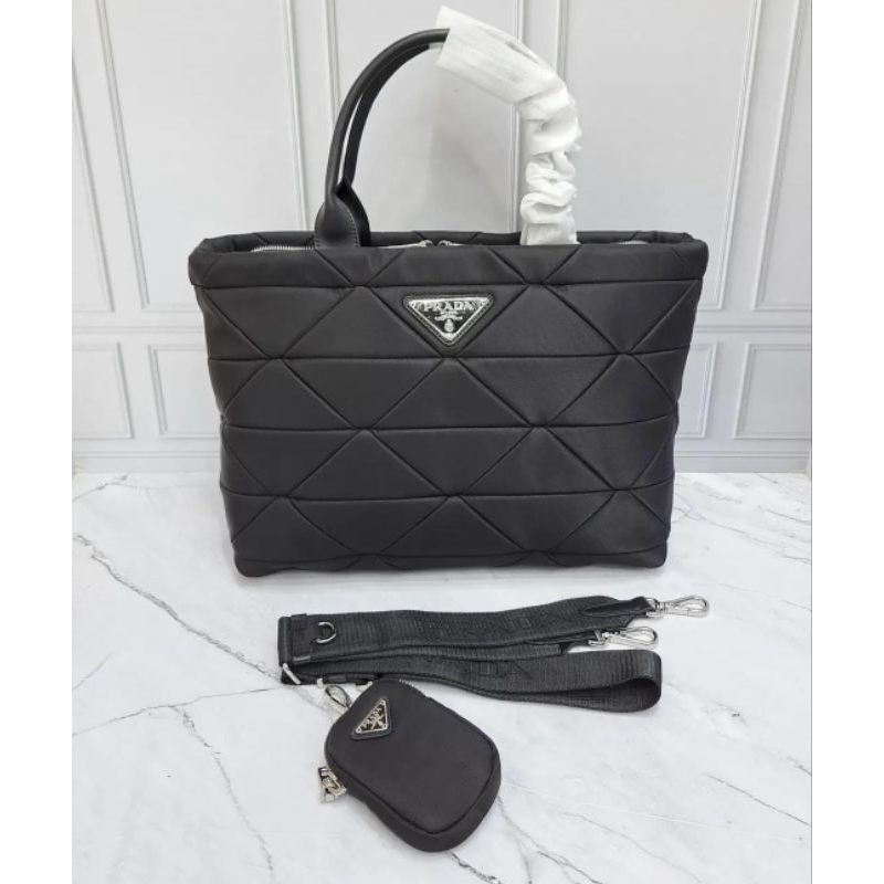 TAS WANITA PRADA TOTE BAG IMPORT TAS SELEMPANG CEWEK TAS JINJING PRADA IMPORT SUPER VIP PA 2337