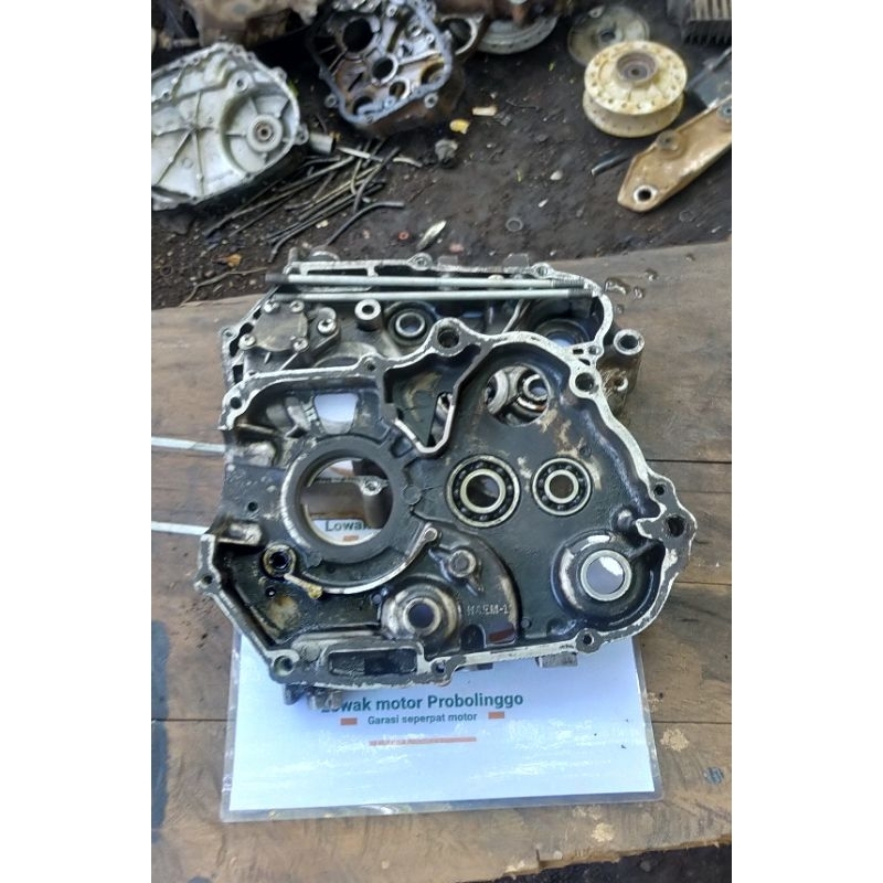 Crankcase Kalter Krengkes Blok Block Mesin Tengah Kanan Kompa Oli Supra x 110 Supra 100 Grand Revo L