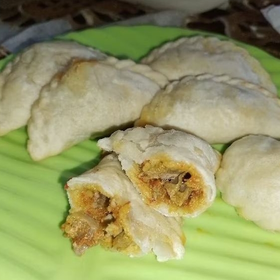 

Cireng isi/cireng endut/cireng isi rempelo ati isi 6pcs