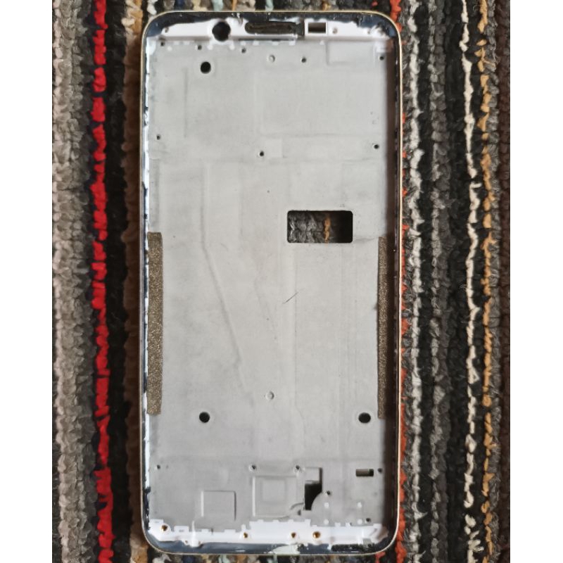 Frame Tatakan Lcd Oppo A83 Ori copotan