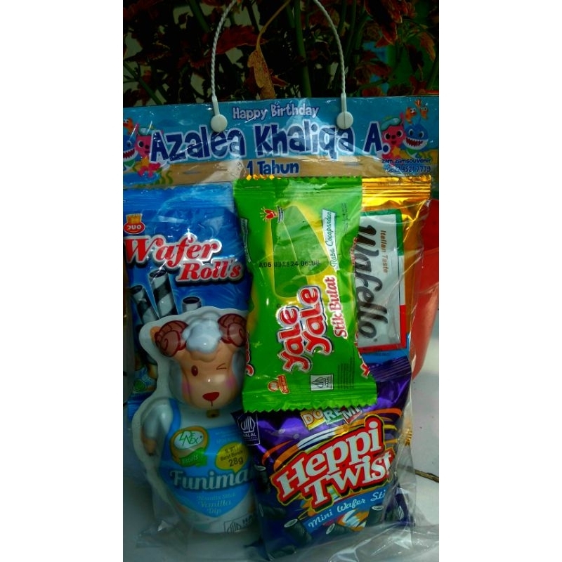 

SNACK ULTAH ANAK / HAMPERS TASYAKURAN / PAKET JAJAN ULTAH / TEDAK SITEN / LAHIRAN