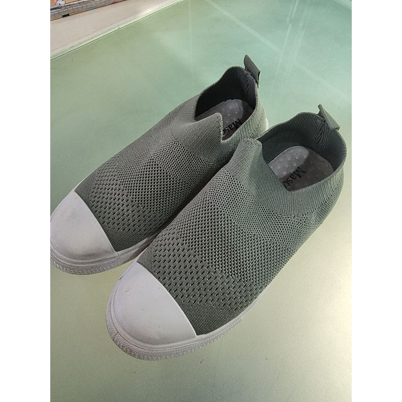 Preloved sepatu wanita Mascotte Sacania ukuran 37