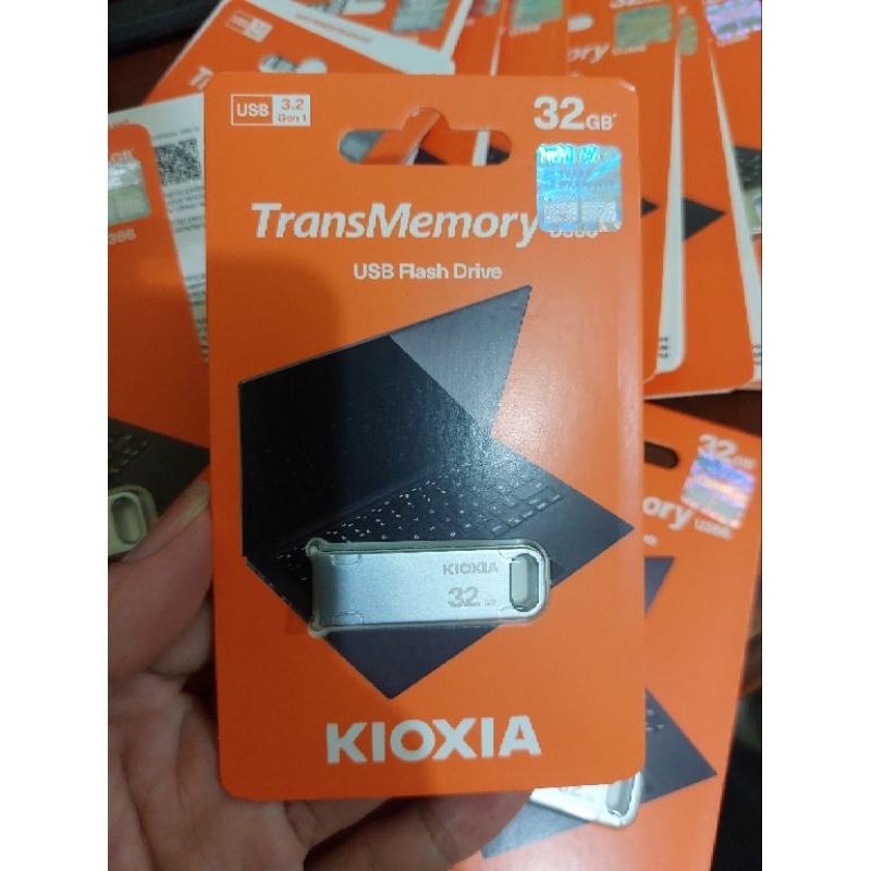 FLASHDISK KIOXIA 32 GB ORI