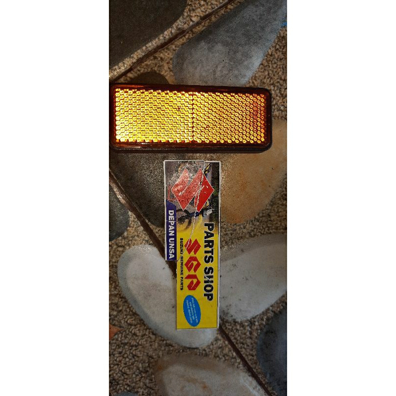 emblem mata kucing suzuki RC 100 RC 80 crystal asli suzuki SGP