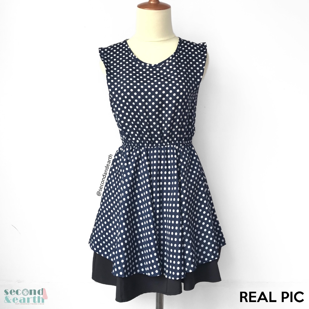 Flare Dress (S-M) Terusan Tanpa Lengan Fit Flare ALine Pendek Motif Polkadot Biru Putih Sleeveless M