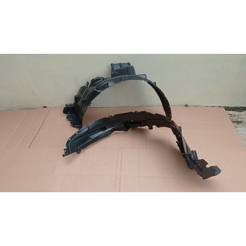 liner fender avnza/xenia 2004 sd 2011 satu set isi ( kanan+ kiri) IMPORT / liner avanza /liner xenia