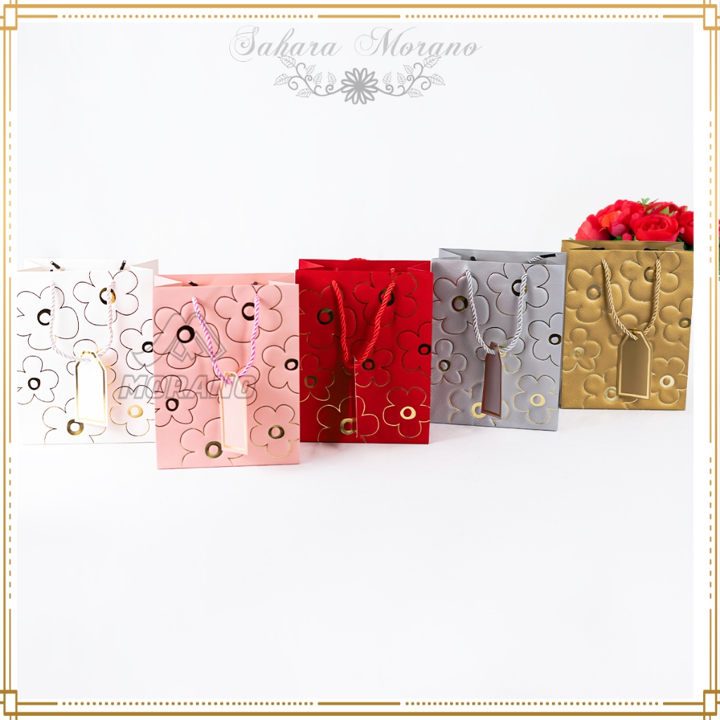 

Paper Bag Emboss Motif Bunga Shopping Bag Goodie Bag Tas Belanja Tas Souvenir