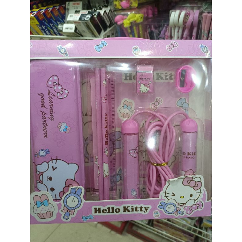 

TEMPAT PENSIL / PULPEN PAKETAN MOTIF KARTUN