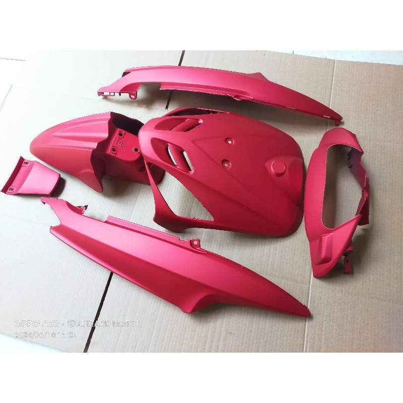cover body full halus merah doff untuk Mio sporty