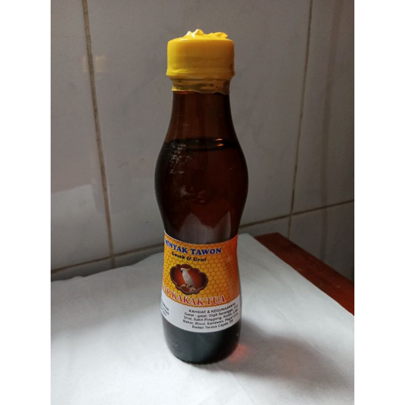 Minyak  gosok  Kakak Tua 175 ml