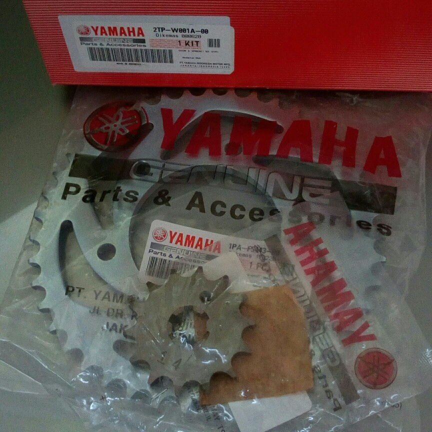 GEAR GER SET VIXION NVA 2TP-W001A-00 ORI YGP