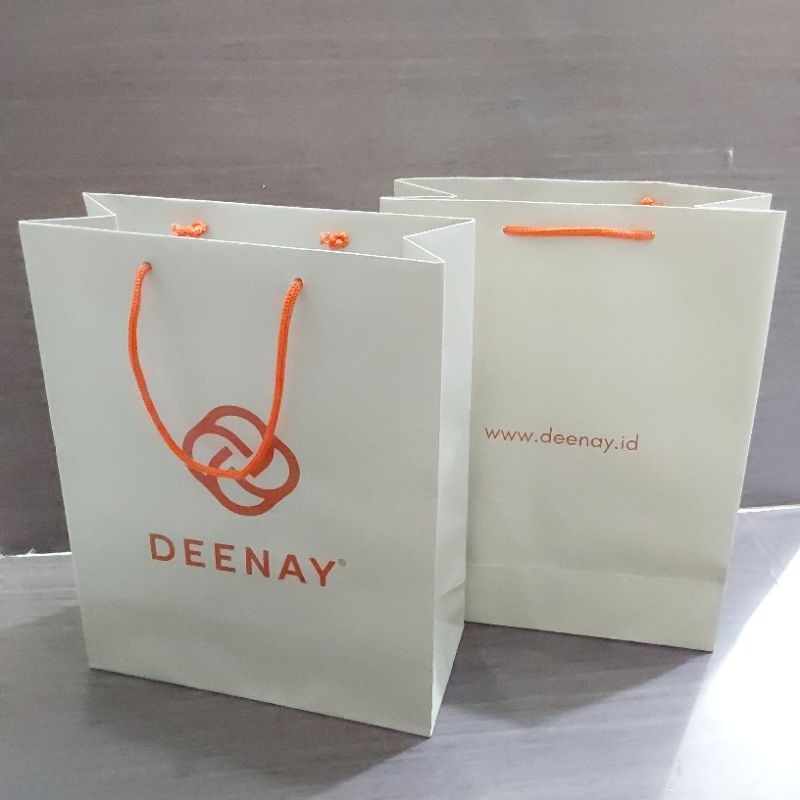 

SHOPING BAG / PAPER BAG PREMIUM BY DEENAY SCARVES