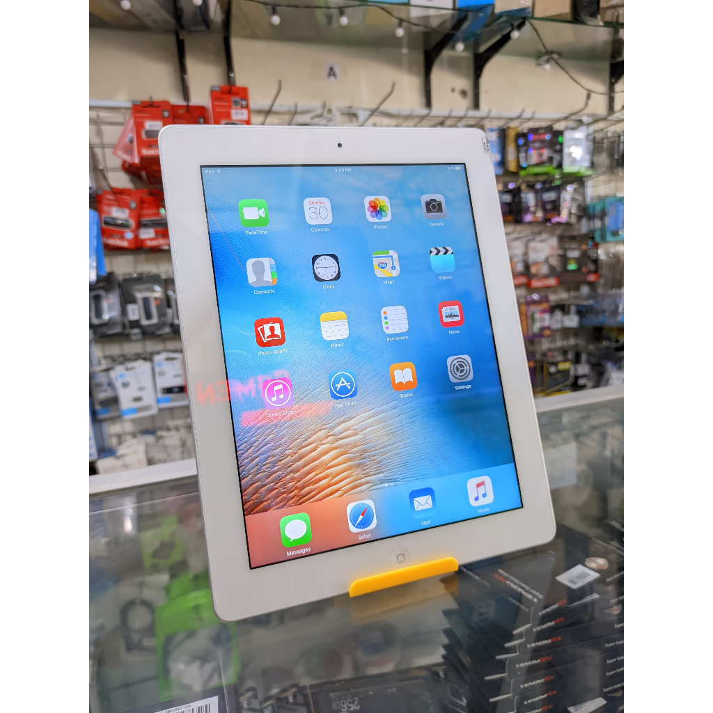 Apple Tablet iPad 2 -16gb & 32GB Wifi Only Second Original Mulus 99% Like New - Silver,16GB DAN 32GB